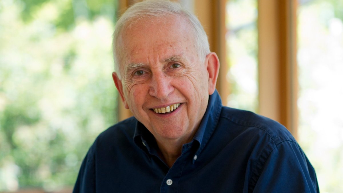 Image of Hugh Mackay