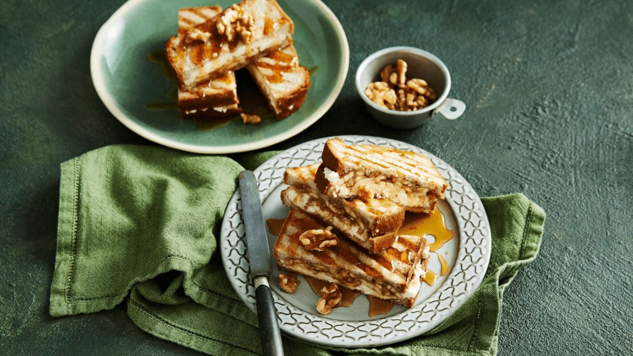 Ricotta Banana Honey & Walnut Toasties Image