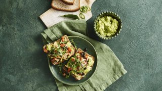 Chilli Bean & Avo Melts Image