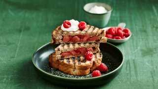 Spiced Pear & Raspberry Toasties 